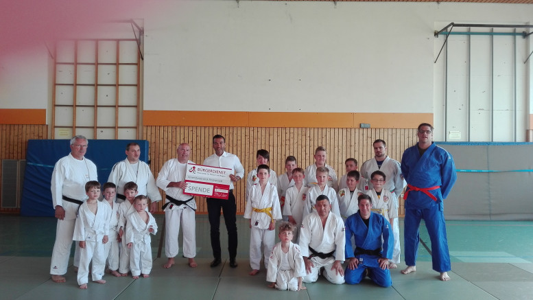 BÜRGERDIENST e.V. unterstützt den Judoclub Vulkaneifel e.V. mit einer großzügigen Spende