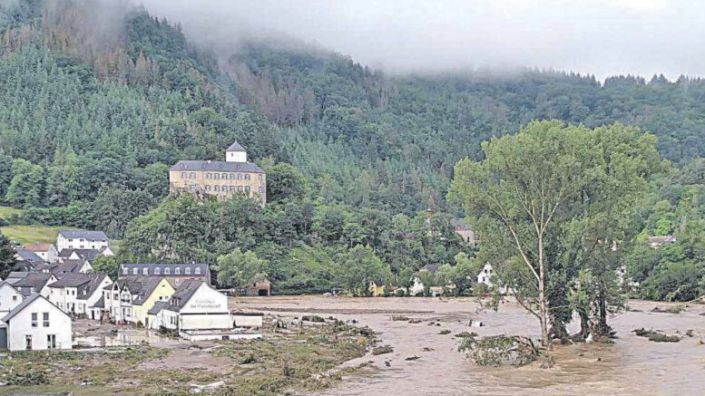 Der Bürgerdienst Lepper e.V unterstützt mit seinen Soforthilfen auch Hochwasserbetroff ene aus der stark getroff enen Ahrregion.