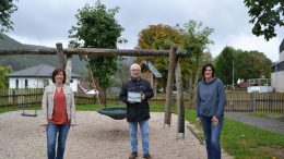 Diane Schnieder, Werner Peters (Bürgerdienst Lepper e. V.), Barbara Bach